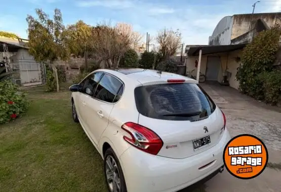Peugeot 208 1.6 5P Feline  2014 - foto 3