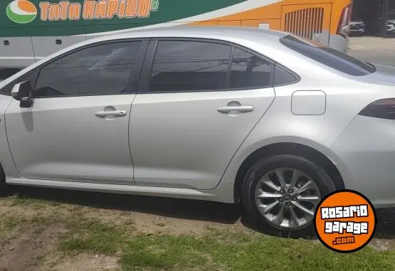 Toyota Corolla  2022 - foto 2