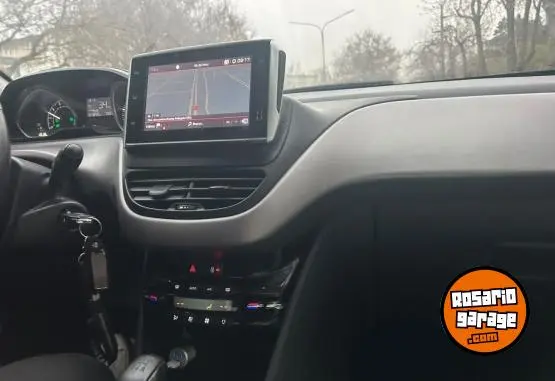 Peugeot 208 1.6 5P Feline  2018 - foto 5