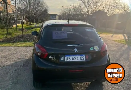 Peugeot 208 Active 1.5  2017 - foto 3
