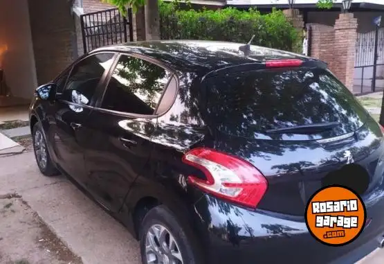 Peugeot 208  2015 - foto 2