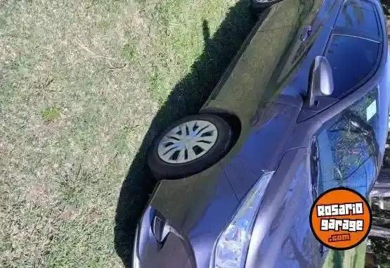 Toyota Yaris  2025 - foto 1