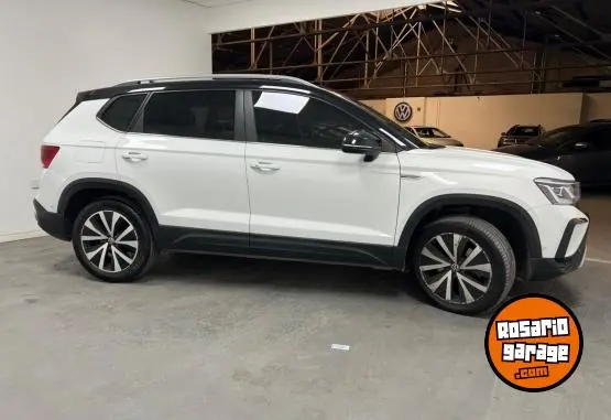 Volkswagen Taos Highline Bi Tono  2024 - foto 4