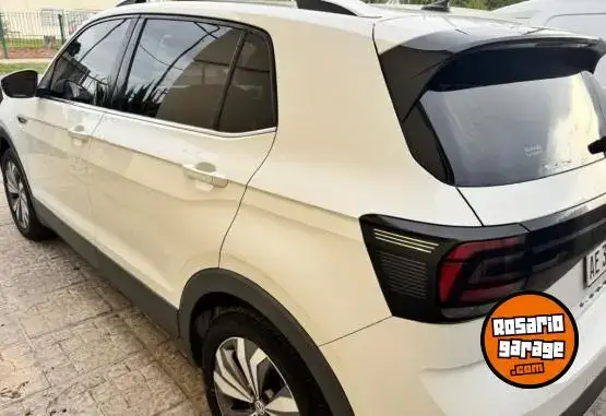 Volkswagen T-Cross Highline  2020 - foto 1