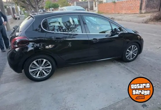 Peugeot 208 Feline  2017 - foto 2