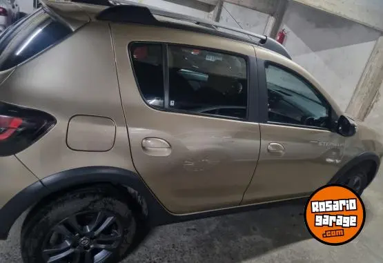 Renault Sandero Stepway Intense  2022 - foto 3