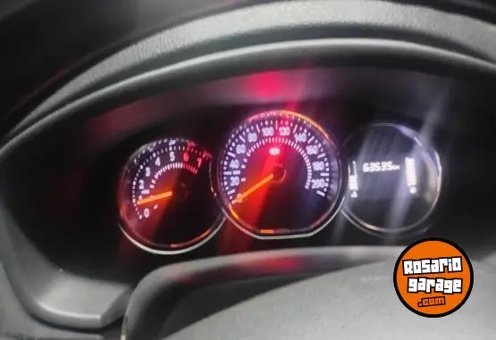 Renault Sandero Stepway  2022 - foto 3