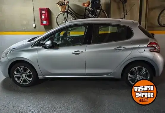 Peugeot 208 Feline 1.6 N Pack Cui  2015 - foto 1