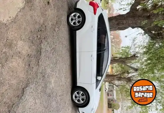 Ford Focus  2014 - foto 1