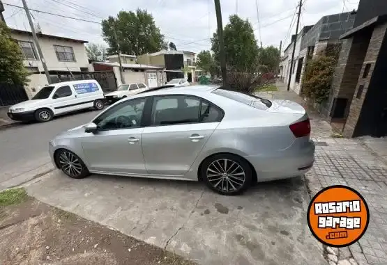 Volkswagen Vento  2011 - foto 1