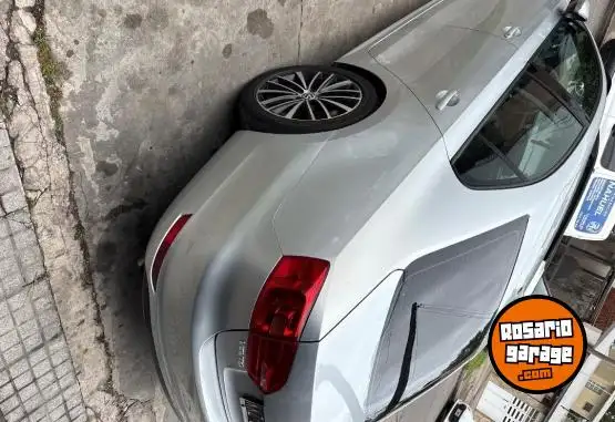 Volkswagen Vento  2011 - foto 2