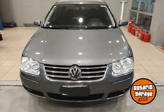 Volkswagen Bora 2.0 Trendline Nafta  2011 - foto 2