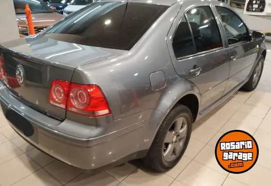 Volkswagen Bora 2.0 Trendline Nafta  2011 - foto 3