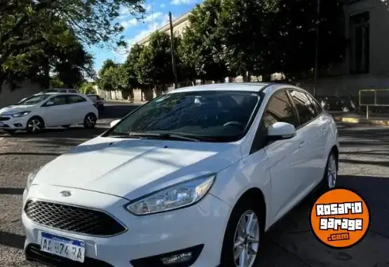 Ford Focus 3 1.6 S  2016 - foto 1