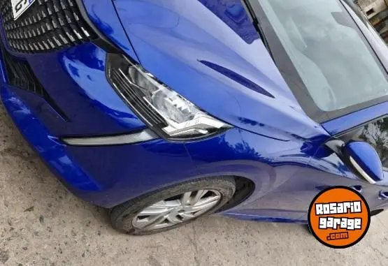 Peugeot 208 Active 1.6  2022 - foto 3