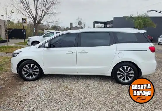 Kia Carnival  2017 - foto 3