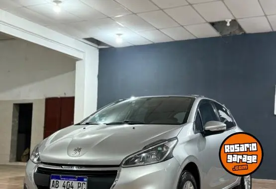 Peugeot 208 Allure Nav Tip  2017 - foto 1
