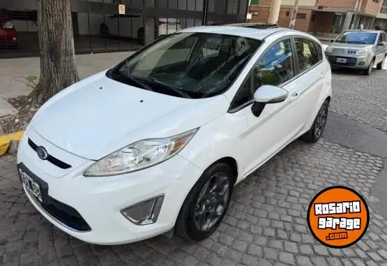 Ford Kinetic  2011 - foto 1