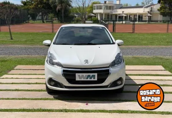 Peugeot 208 Allure  2018 - foto 3