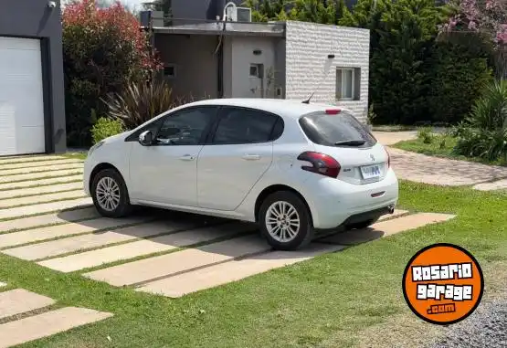 Peugeot 208 Allure  2018 - foto 5