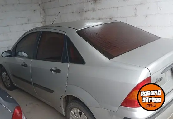 Ford Focus  2009 - foto 2