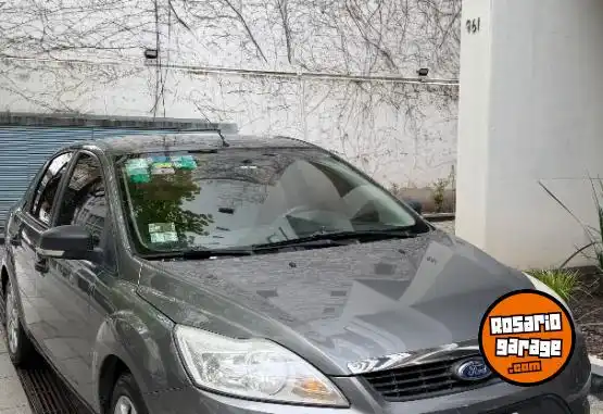 Ford Focus  2012 - foto 1