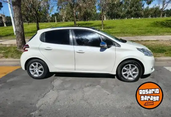 Peugeot 208 1.6 Alluretouchscreen  2016 - foto 2