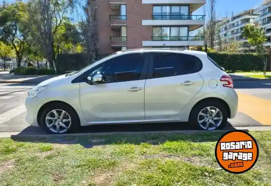 Peugeot 208 1.6 Alluretouchscreen  2016 - foto 3