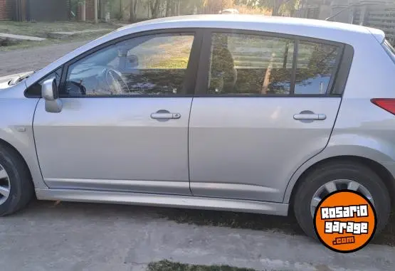 Nissan Tiida  2014 - foto 2