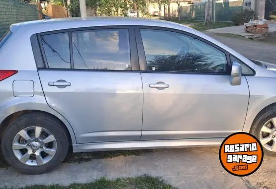 Nissan Tiida  2014 - foto 4