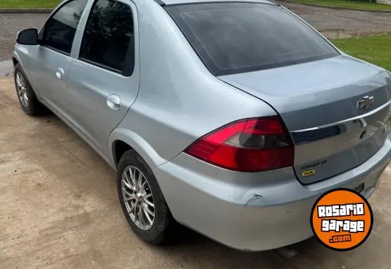 Chevrolet Prisma  2012 - foto 2