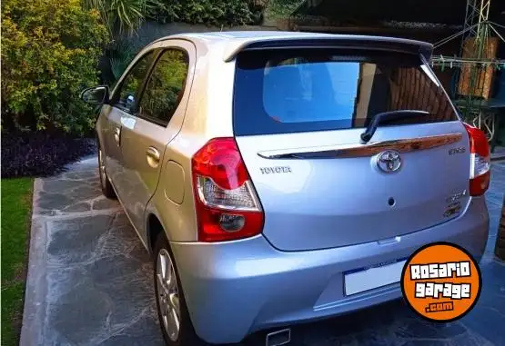 Toyota Etios Xls At  2016 - foto 2