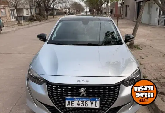Peugeot 208  2021 - foto 1