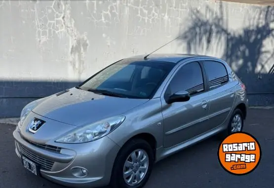 Peugeot 207 Compact  2013 - foto 1