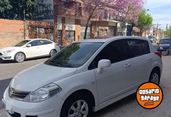 Nissan Tida  2011 - foto 2