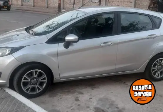 Ford Fiesta  2015 - foto 2