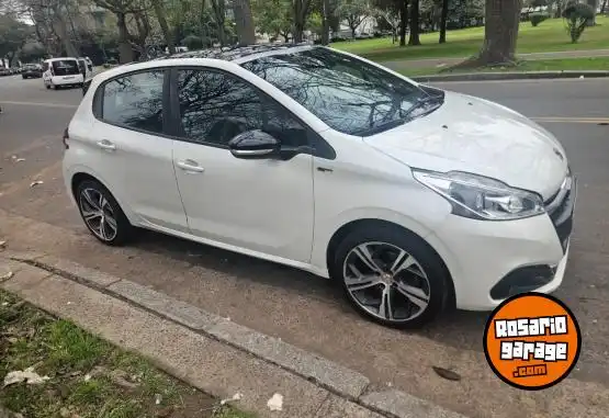 Peugeot 208 Gt  2018 - foto 1