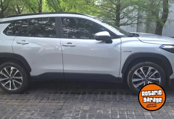 Toyota Corolla Cross  2022 - foto 1