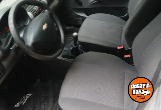Chevrolet Corsa  2014 - foto 3