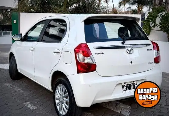 Toyota Etios  2014 - foto 3