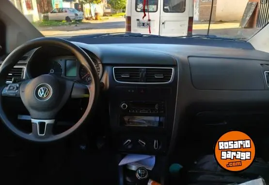 Volkswagen Suran  2012 - foto 3