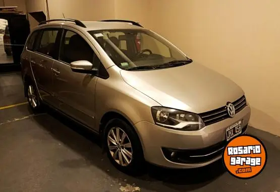 Volkswagen Suran Highline  2010 - foto 1