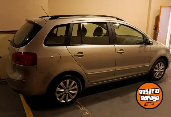 Volkswagen Suran Highline  2010 - foto 2