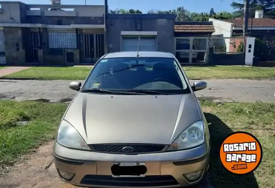 Ford Focus  2005 - foto 1