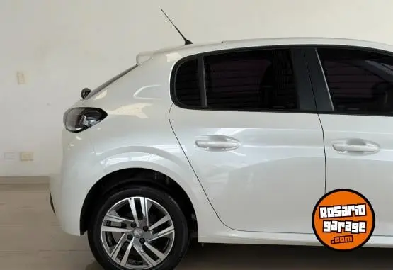 Peugeot 208 Allure  2021 - foto 5