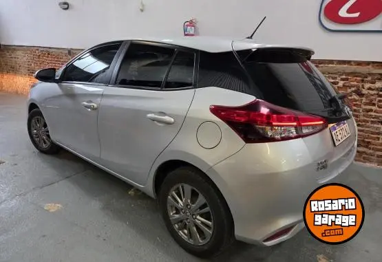 Toyota Yaris  2021 - foto 2