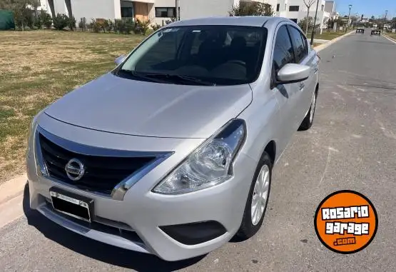 Nissan Versa  2015 - foto 1