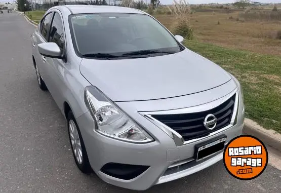Nissan Versa  2015 - foto 3