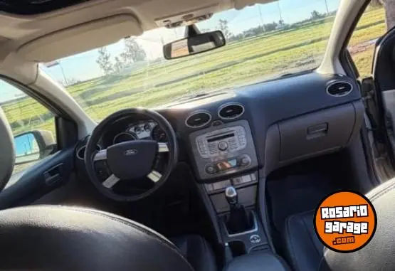 Ford Focus Guia  2010 - foto 4