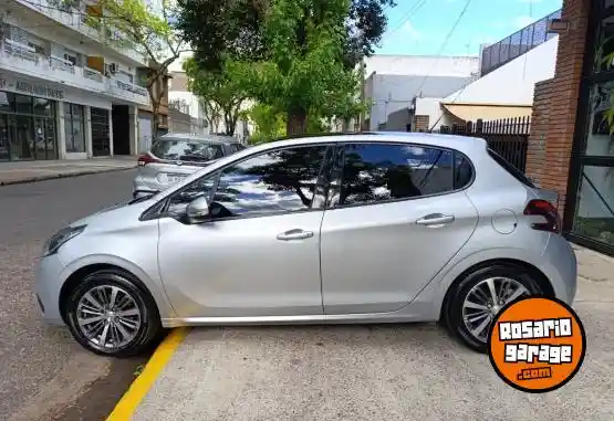 Peugeot 208 1.6Vti Allure  2017 - foto 3